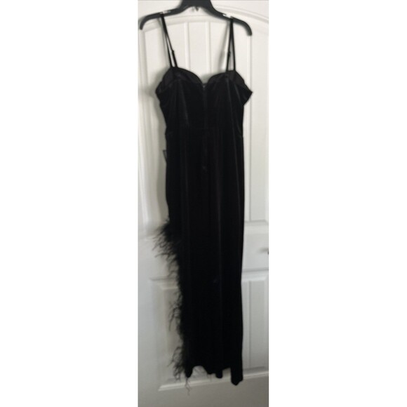 B Darlin Women's Trendy Plus Size Velvet Feather-Trim Gown Maxi Dress Black 20W - Picture 13 of 14
